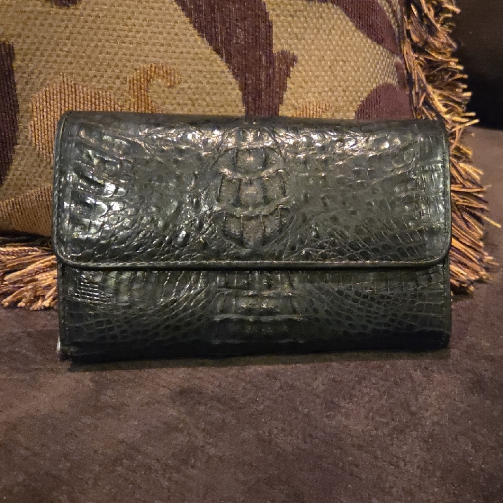 Black Crocodile Embossed Wallet